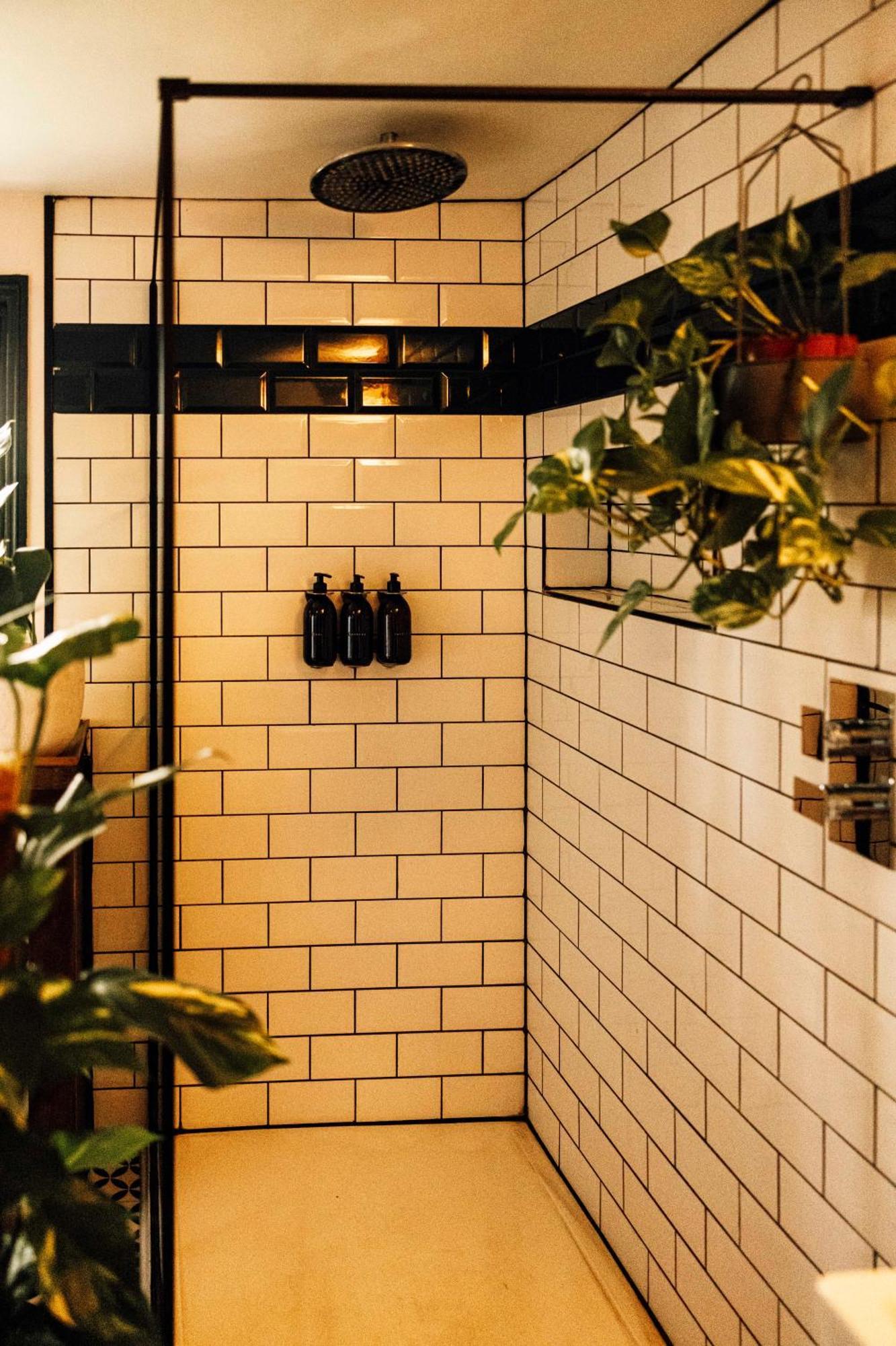 ホテル The George & Heart House マーゲイト エクステリア 写真